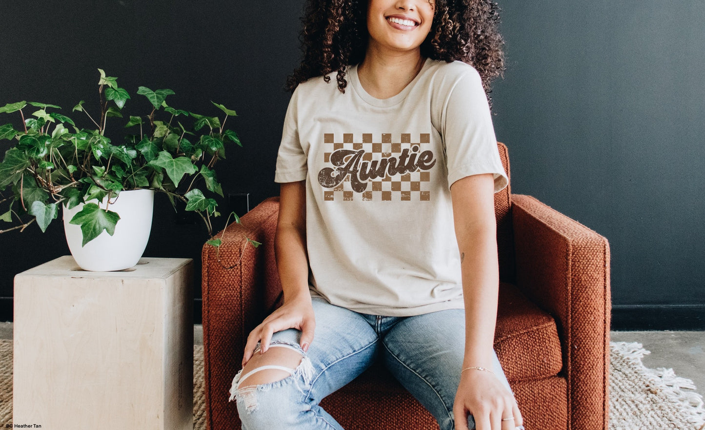 Auntie graphic tee