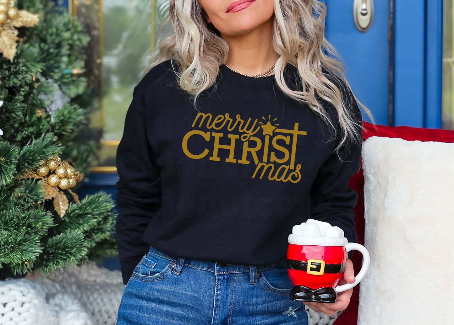 MERRY CHRIST MAS GRAPHIC TEE