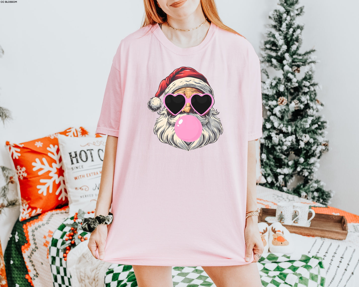 Bubble gum santa graphic tee