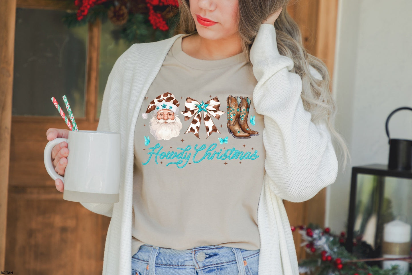 Howdy Christmas graphic tee