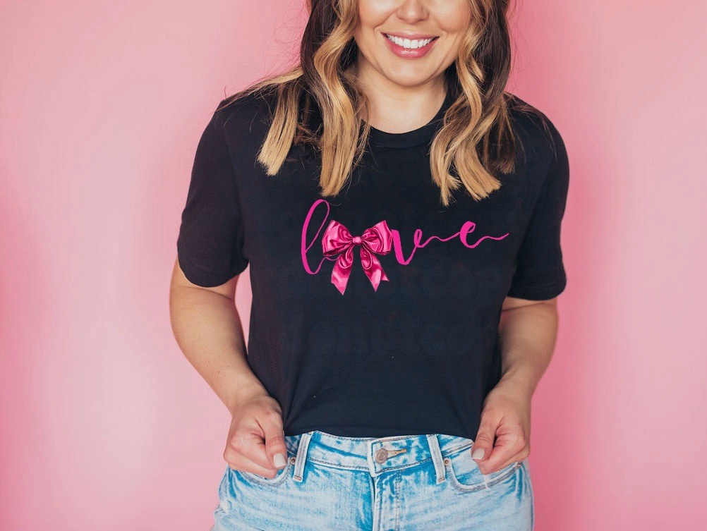 LOVE GRAPHIC TEE