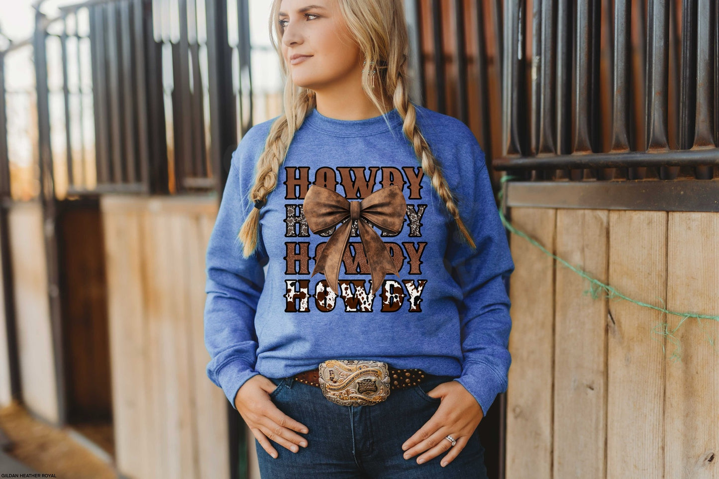 HOWDY HOWDY HOWDY GRAPHIC TEE