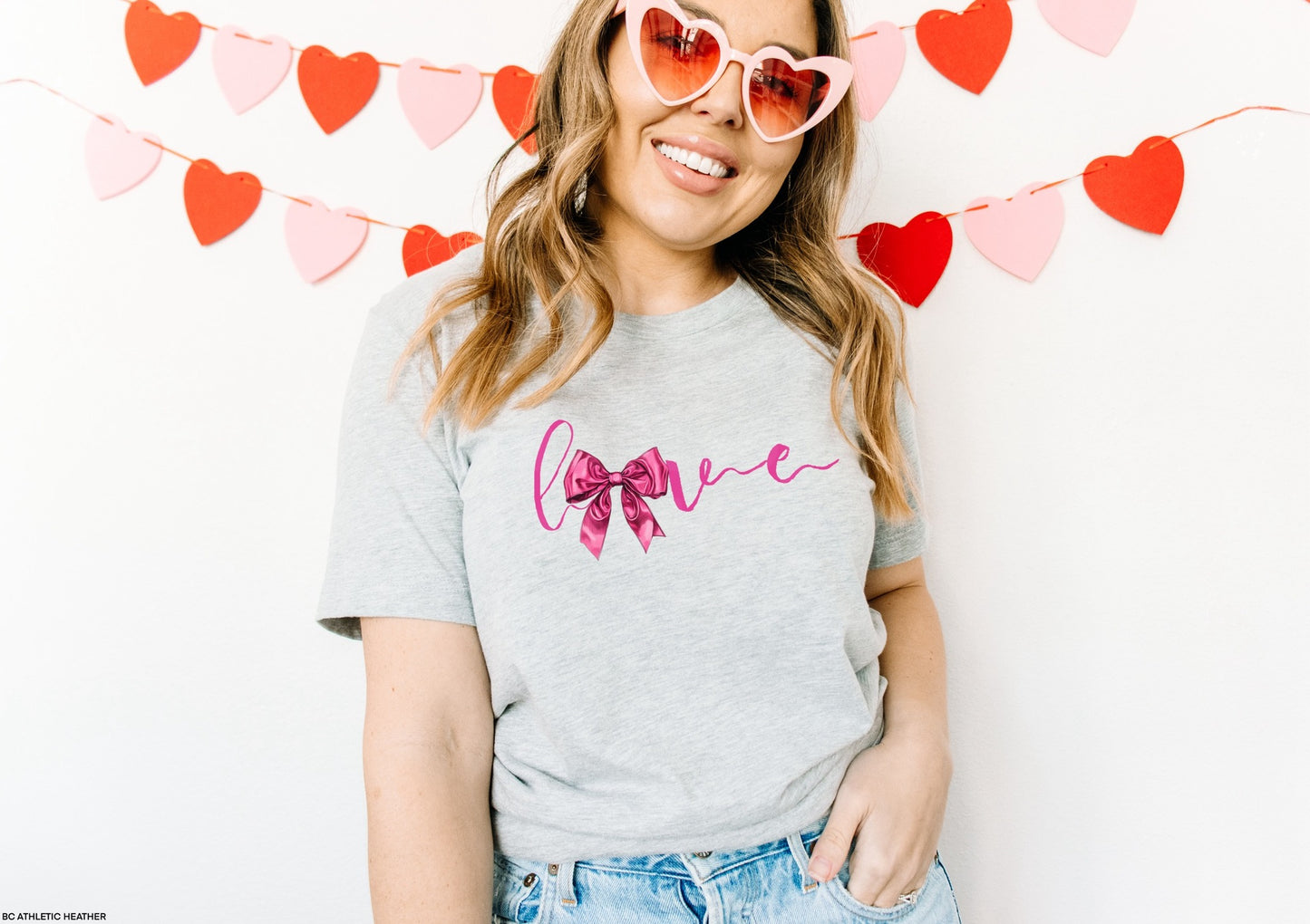 LOVE GRAPHIC TEE