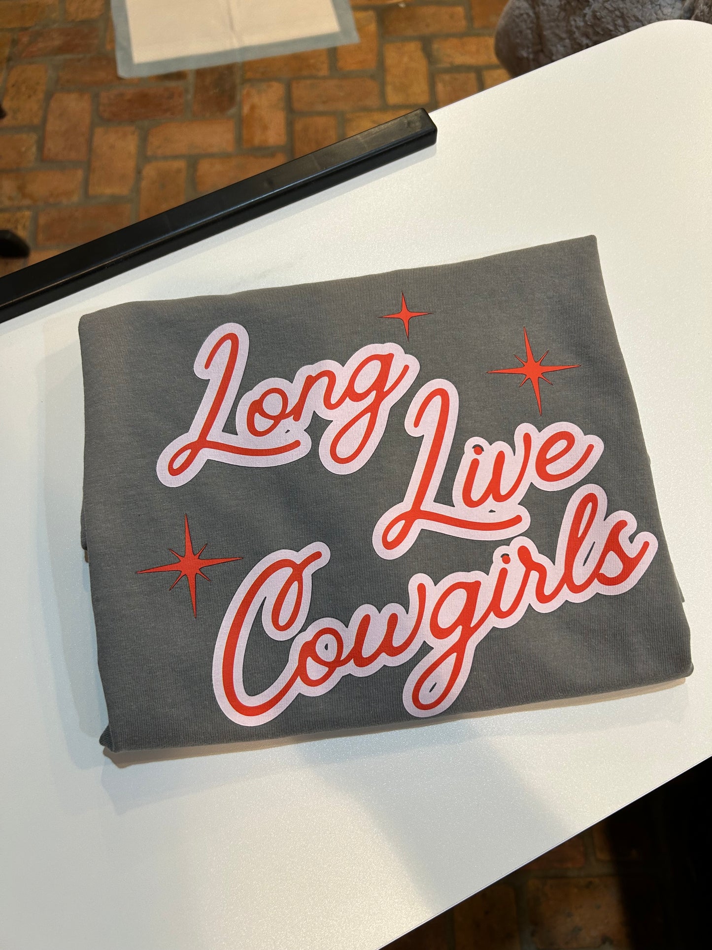 Long live cowgirls graphic tee