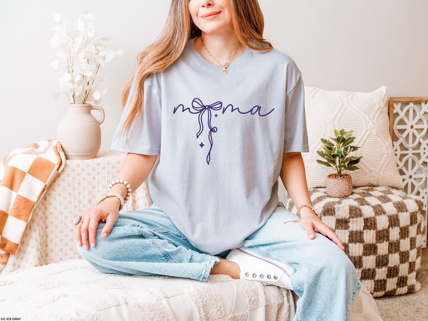 Mama Bow Graphic Tee