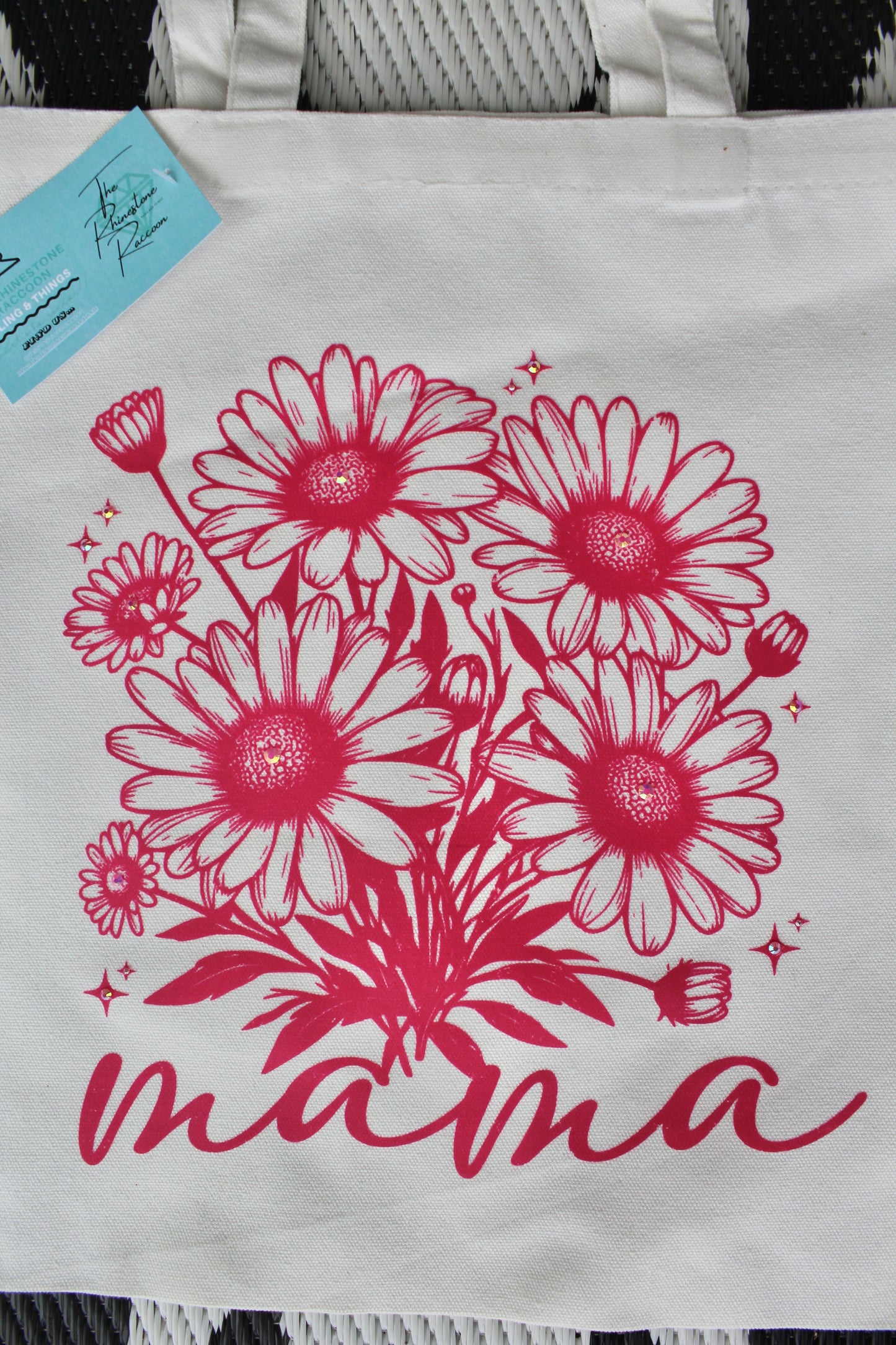 MAMA daisies tote bag