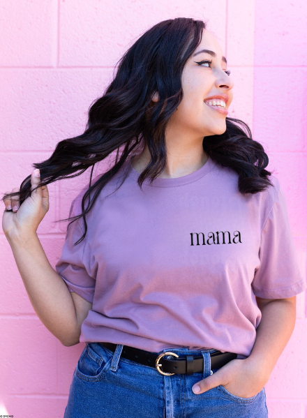 Mama pocket 7 graphic tee