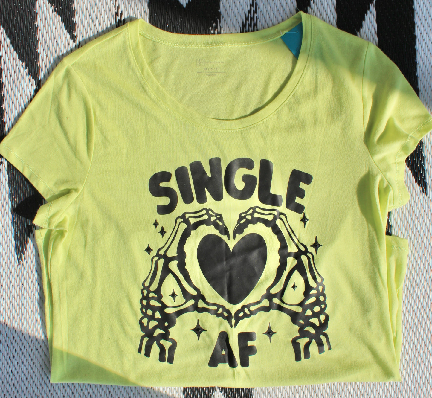 Single af tee