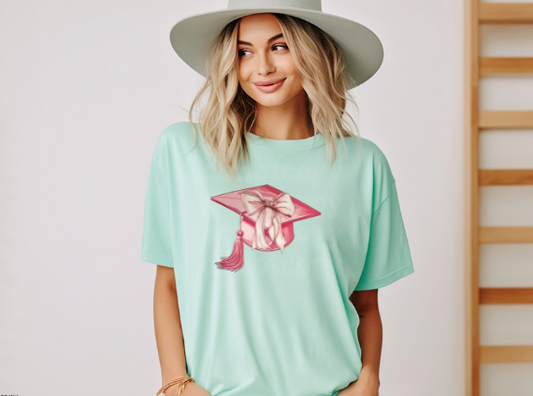 SENIOR PINK CAP GRAPHIC TEE