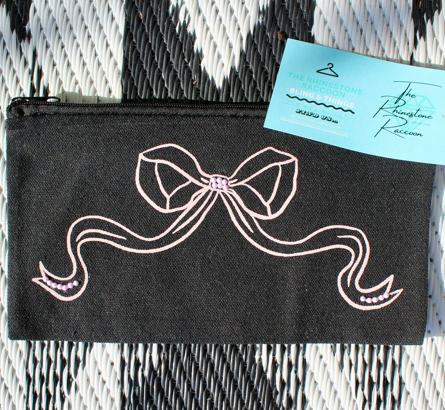 Pink preppy bow zipper bag