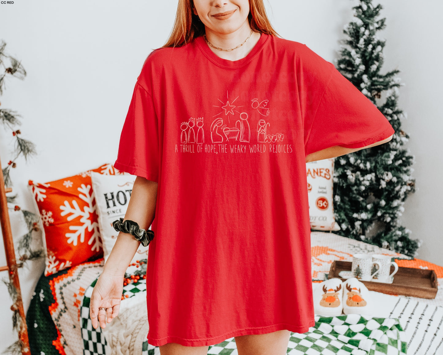 NATIVITY SCENE GRAPHIC TEE