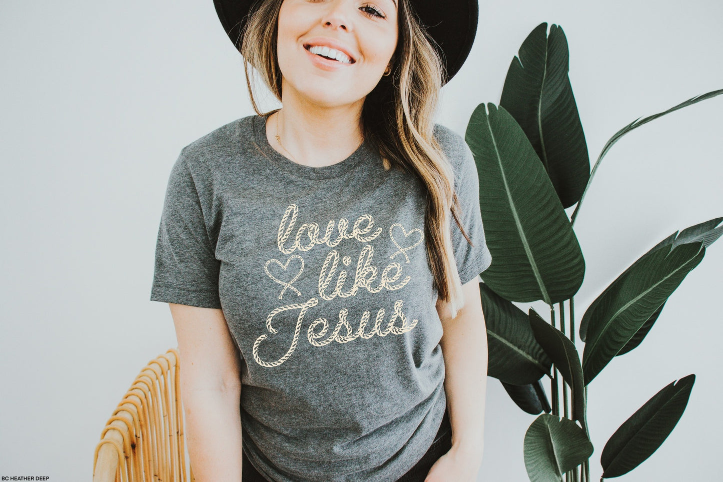 Love Like Jesus Rope Graphic Tee