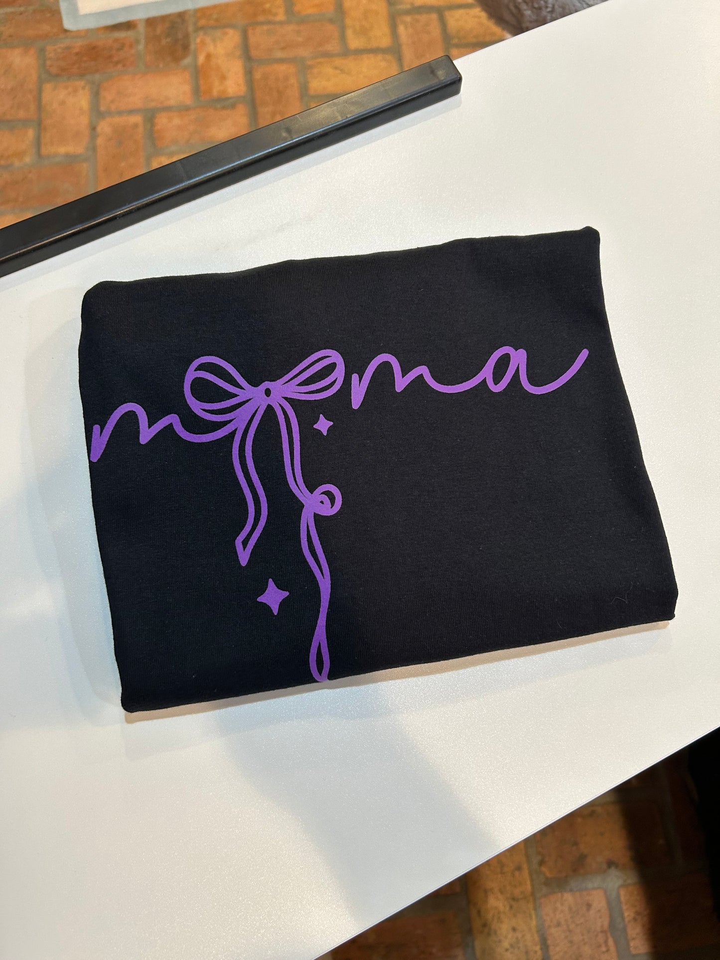 Mama graphic tee