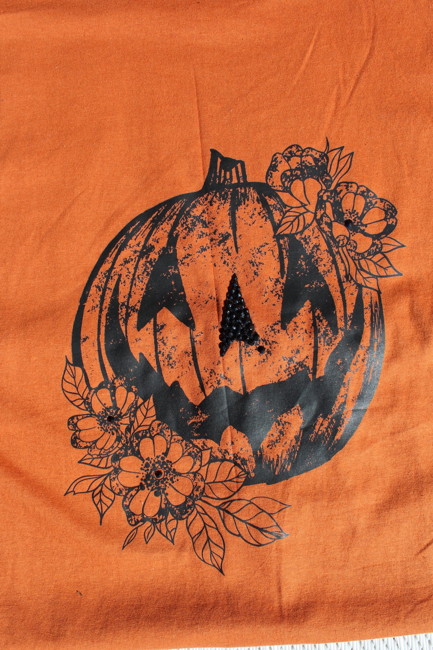 Grunge pumpkin shirt