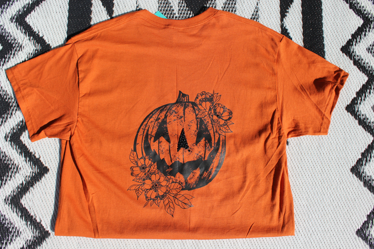 Grunge pumpkin shirt