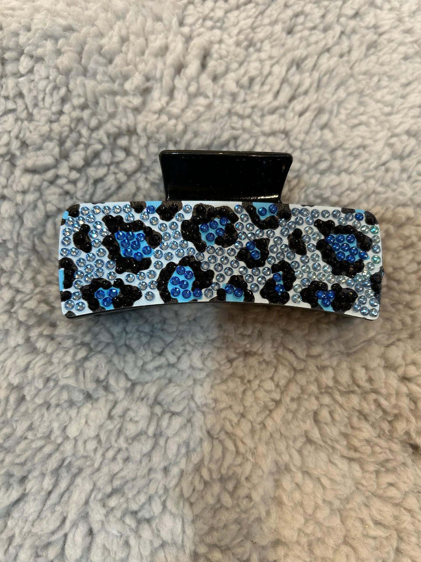 RHINESTONE CLIP