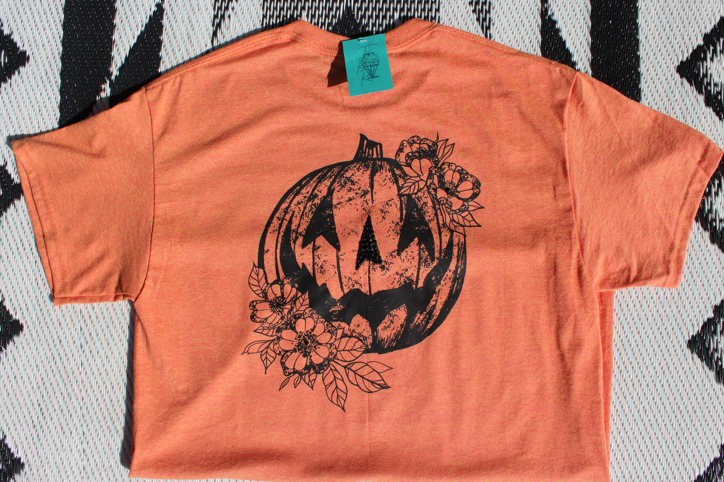 Grunge pumpkin shirt